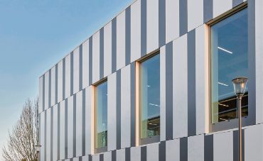 Hliníková fasádní deska STACBOND Smart Solid